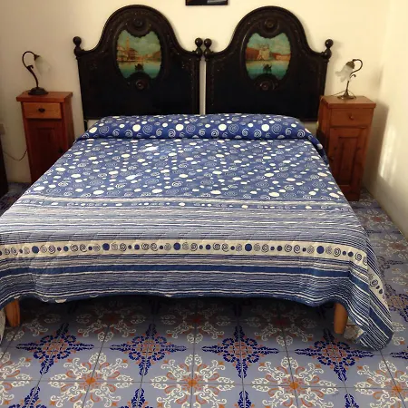 Bed & Breakfast La Lampara 2*